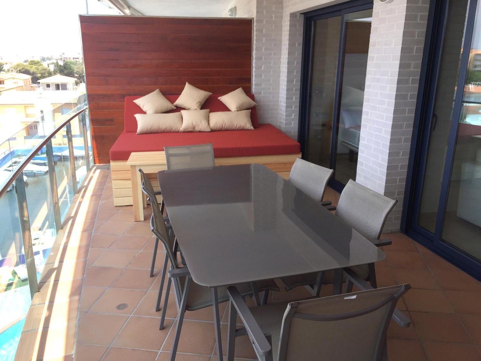 Rnet - Apartments Roses Port Trebol Екстериор снимка