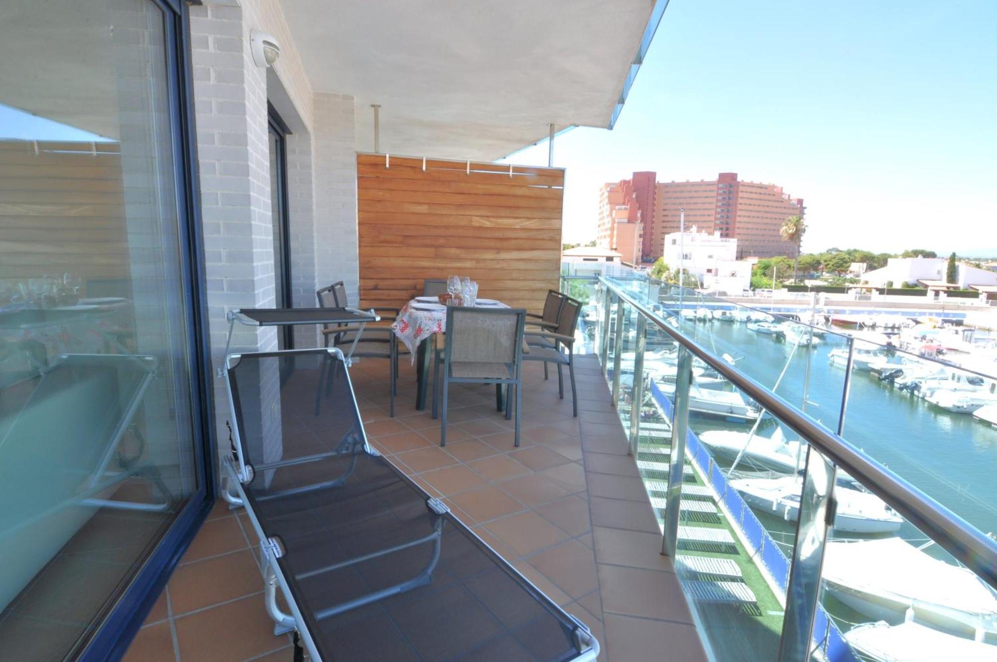 Rnet - Apartments Roses Port Trebol Екстериор снимка