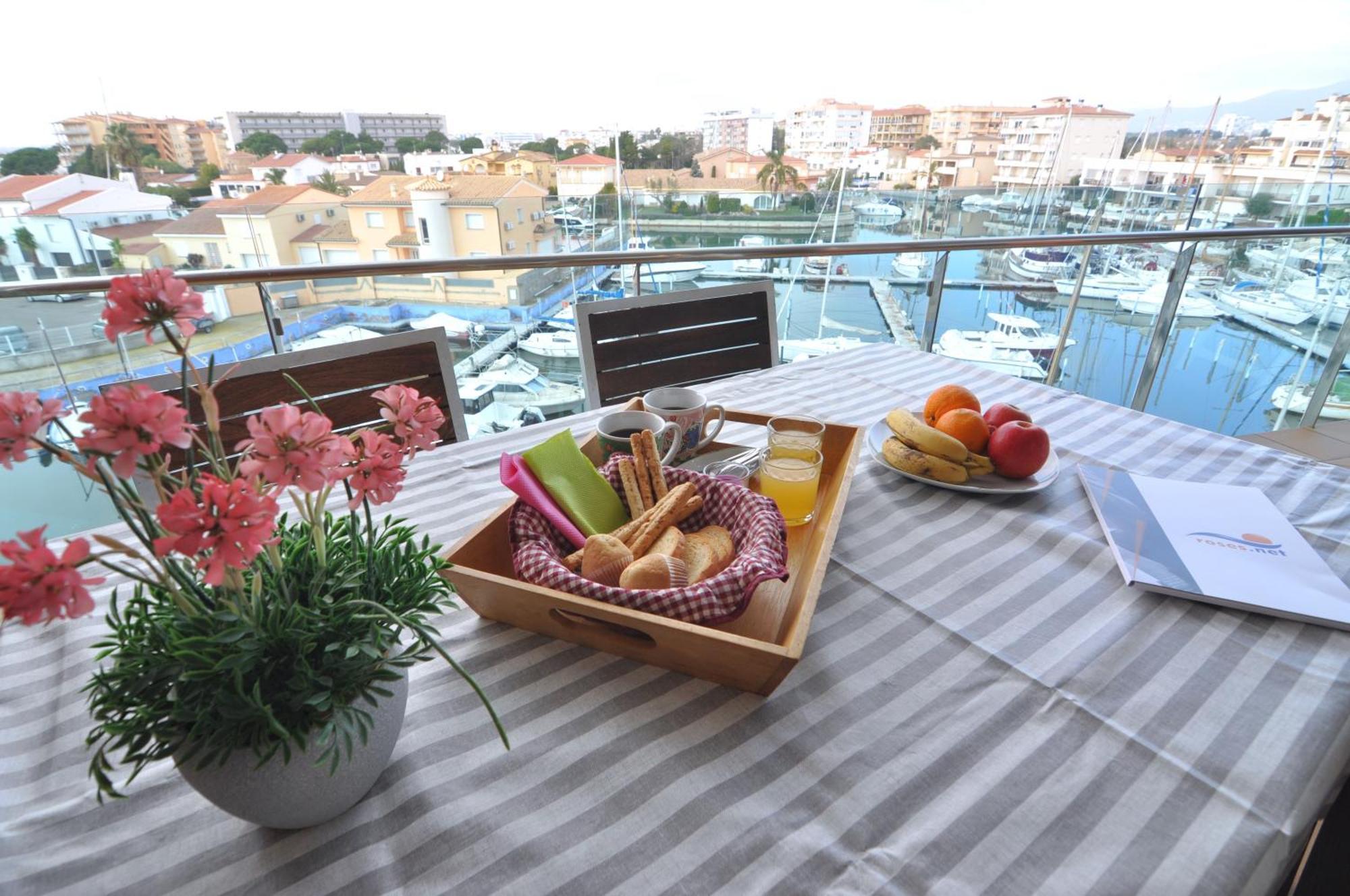 Rnet - Apartments Roses Port Trebol Екстериор снимка