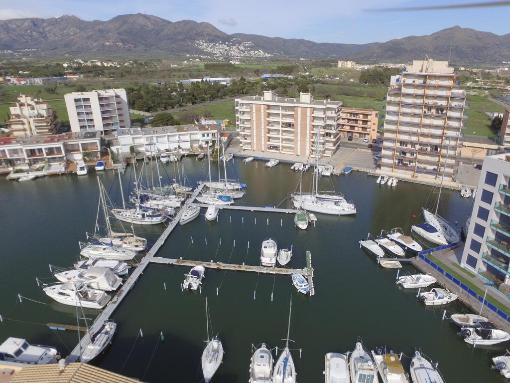 Rnet - Apartments Roses Port Trebol Екстериор снимка